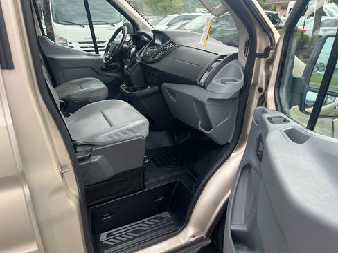 Used 2017 Ford Transit 350 XL image 32