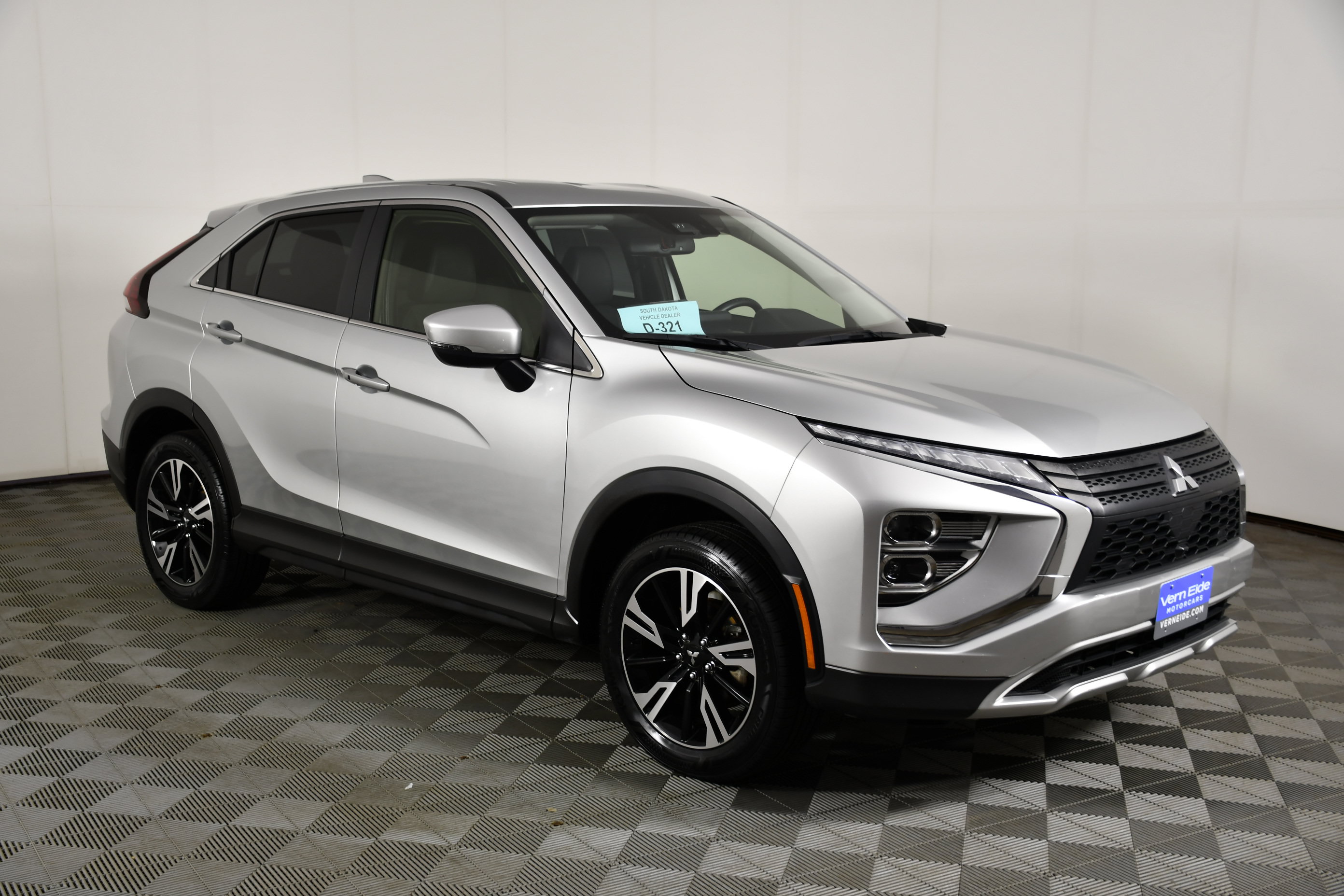 Used 2025 Mitsubishi Eclipse Cross SE AWD/4WD image 4