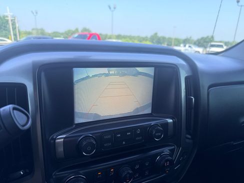 Used 2018 Chevrolet Silverado 1500 LT w/ Texas Edition AWD/4WD image 17