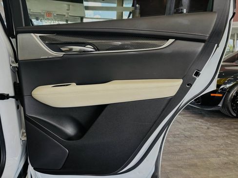 Used 2024 Cadillac XT6 Sport AWD/4WD image 42