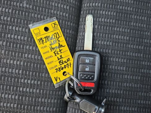 Used 2015 Honda Fit LX image 22