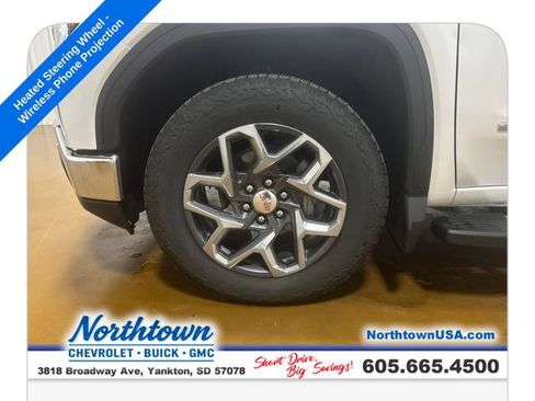 Used 2022 GMC Sierra 1500 SLT w/ SLT Premium Plus Package AWD/4WD image 27