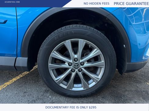 Used 2017 Toyota RAV4 Limited image 23