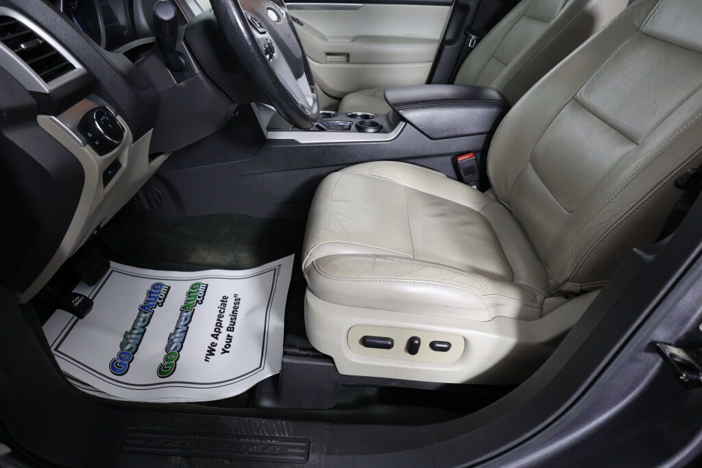 Used 2014 Ford Explorer XLT w/ Equipment Group 202A FWD image 14