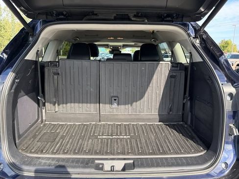 Used 2024 Toyota Highlander Limited AWD/4WD image 23
