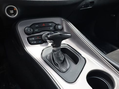 Used 2023 Dodge Challenger SXT RWD image 23
