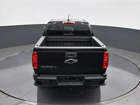 Used 2019 Chevrolet Colorado Z71 w/ Z71 Midnight Edition image 18