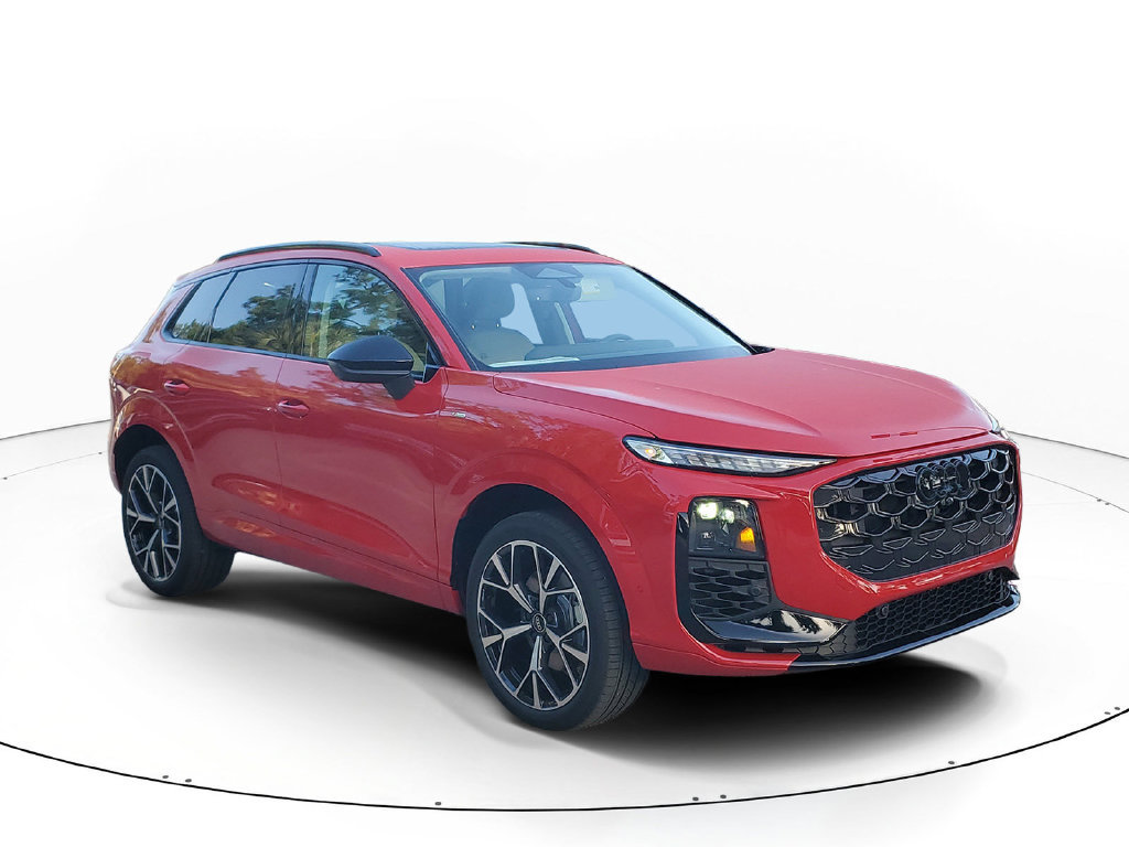 New 2026 Audi Q3 quattro 2.0T AWD/4WD image 1