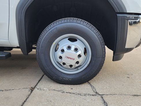 New 2026 GMC Sierra 3500 Pro w/ Convenience Package image 49