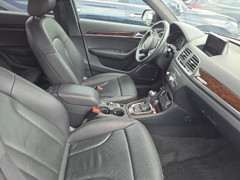 Used 2018 Audi Q3 2.0T Premium Plus w/ Premium Plus Package AWD/4WD image 8