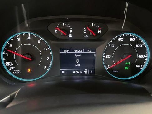 Used 2023 Chevrolet Equinox LS FWD image 29