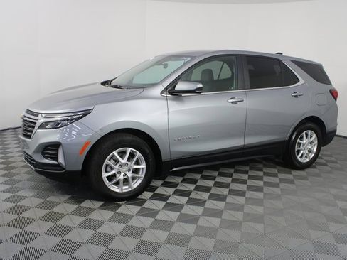 Used 2024 Chevrolet Equinox LT w/ LPO, Floor Liner Package image 2