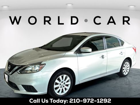 Used 2019 Nissan Sentra S FWD image 13