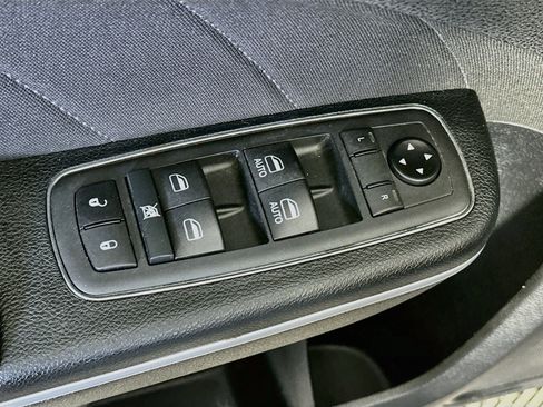 Used 2020 Dodge Charger Scat Pack RWD image 15