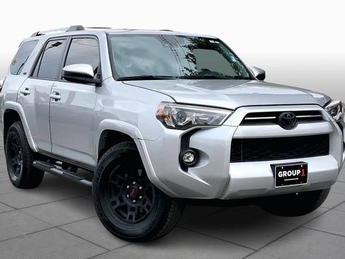Used 2022 Toyota 4Runner SR5 image 2