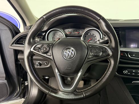 Used 2018 Buick Regal Preferred w/ Sights and Sounds Package image 18