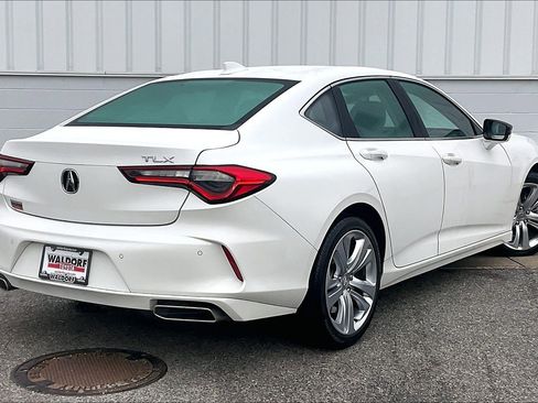 Used 2022 Acura TLX w/ Technology Package image 17