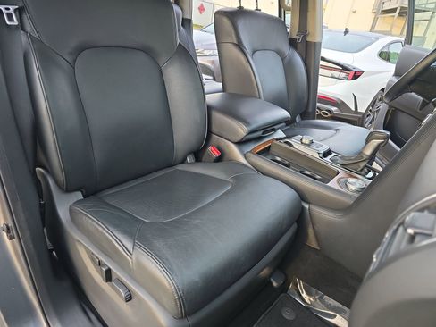 Used 2024 Nissan Armada SL w/ Captain's Chairs Package image 16