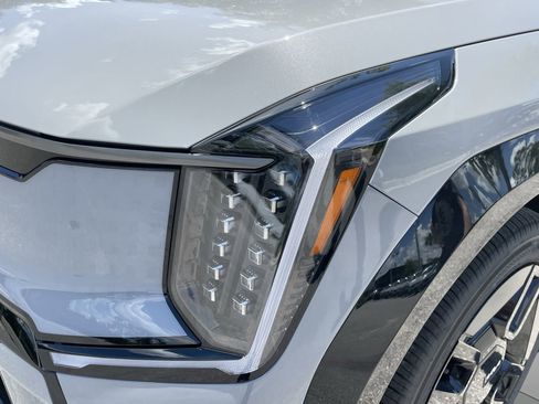 New 2026 Kia EV9 GT-Line image 6