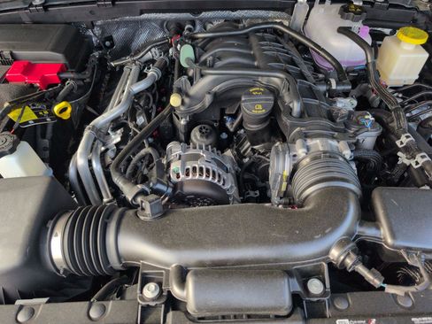 New 2026 Jeep Gladiator Sport AWD/4WD image 14