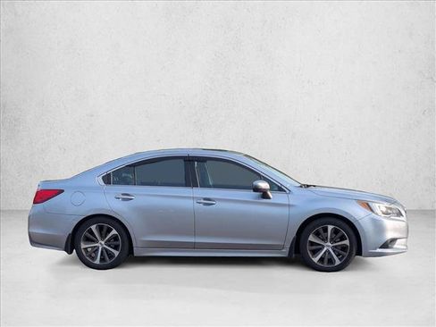 Used 2015 Subaru Legacy 3.6R Limited AWD/4WD image 4