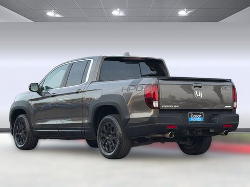 Certified 2023 Honda Ridgeline RTL image 3