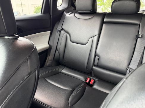 Used 2025 Jeep Compass Limited AWD/4WD image 39