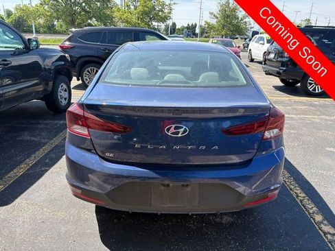 Used 2019 Hyundai Elantra SE FWD image 5