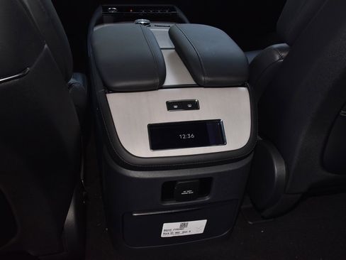 New 2025 Lincoln Navigator L Reserve w/ Jet Appearance Package image 19