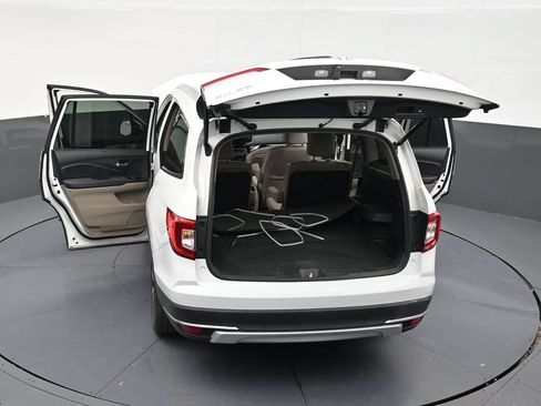 Used 2022 Honda Pilot Touring image 32