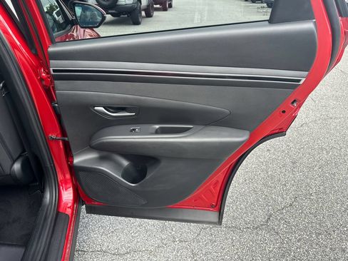 Used 2023 Hyundai Tucson SEL FWD image 18