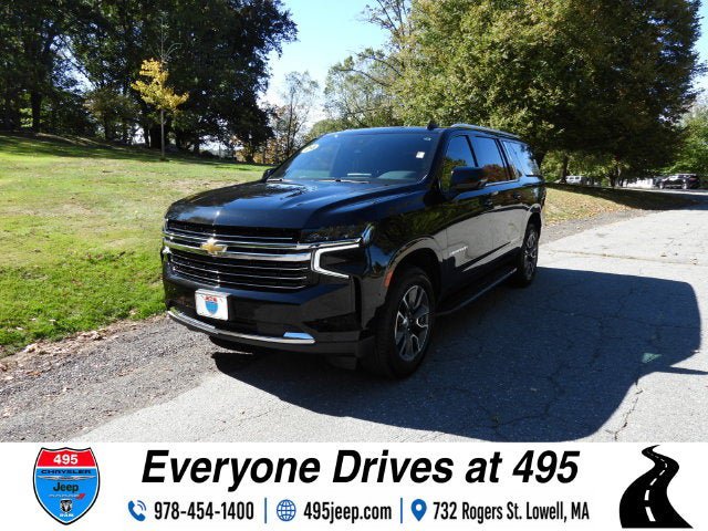 Used 2024 Chevrolet Suburban LT w/ LT Signature Package AWD/4WD image 1