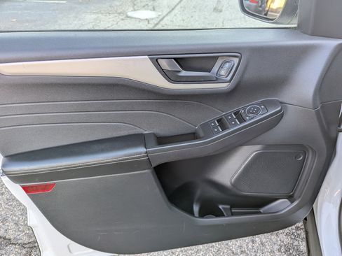 Used 2022 Ford Escape SE w/ Convenience Package image 20