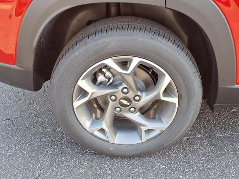 New 2026 Chevrolet Trax LT w/ Driver Confidence Package image 4