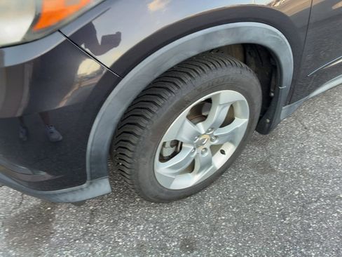 Used 2016 Honda HR-V EX-L image 11