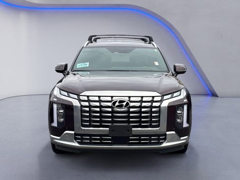 Used 2024 Hyundai Palisade Calligraphy image 9