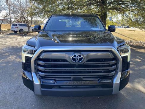 Used 2024 Toyota Tundra Limited image 6
