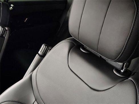 New 2026 Land Rover Range Rover Sport SE image 15