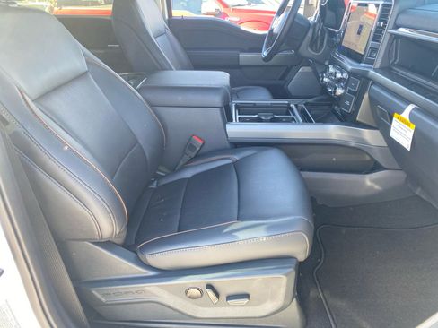 New 2026 Ford F350 Lariat w/ Black Appearance Package image 19