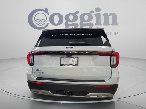 New 2026 Ford Explorer Active w/ Active Comfort Package RWD image 4