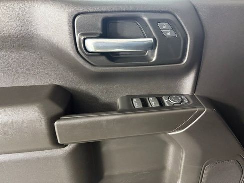 Used 2022 Chevrolet Silverado 1500 Custom w/ Safety Confidence Package image 18