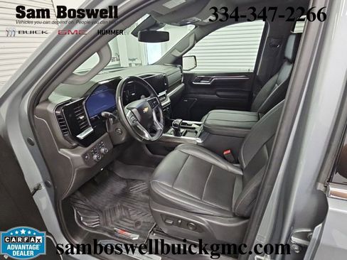 Used 2024 Chevrolet Silverado 1500 LTZ AWD/4WD image 10