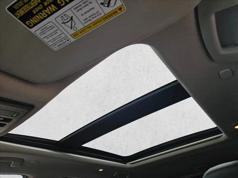 Used 2023 Nissan Rogue SV w/ SV Premium B Package image 14