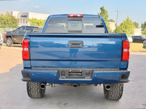 Used 2018 Chevrolet Silverado 1500 LT w/ All Star Edition AWD/4WD image 9