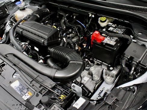 Certified 2025 Ford Escape Active image 17