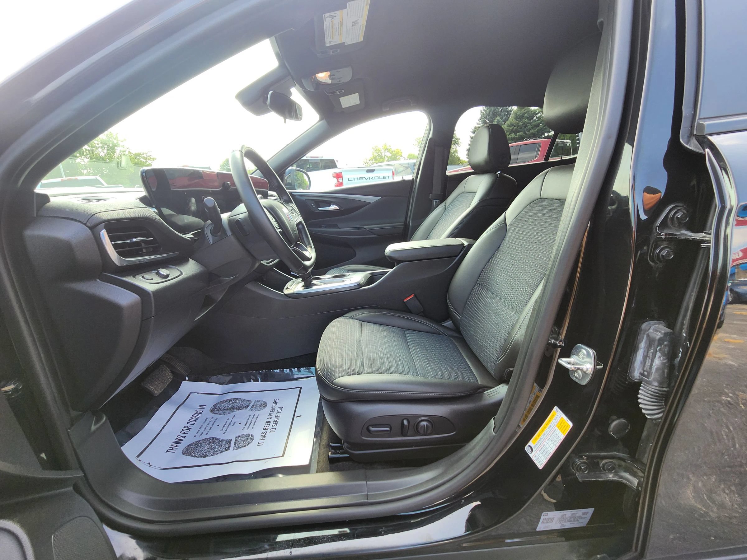Used 2024 Buick Envista Sport Touring w/ Convenience I Package FWD image 19