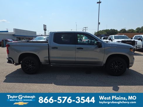 New 2026 Chevrolet Silverado 1500 Custom AWD/4WD image 10