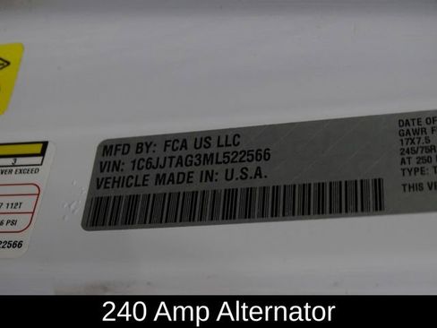 Used 2021 Jeep Gladiator Sport image 18