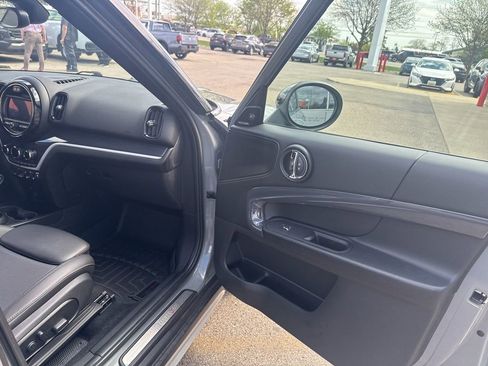 Used 2019 MINI Cooper Countryman S w/ Premium Package image 20