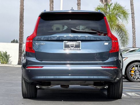 Certified 2023 Volvo XC90 T8 Ultimate w/ Lounge Package AWD/4WD image 4